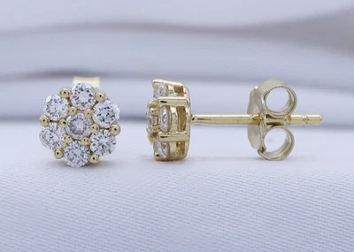 Conjunto de aretes amarillos con flores de diamantes de corte redondo de 1 quilate para mujer cultivados en laboratorio Foto 1 de 4