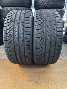 2x265/35/R21 Pirelli P Zero Winter 6,9-8,3 mm ohne Reparatur 4821.   251108 - Bild 1 von 3