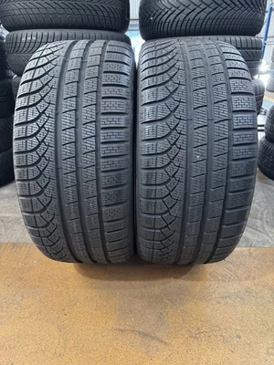 2x265/35/R21 Pirelli P Zero Winter 6,9-8,3 mm ohne Reparatur 4821.   251108 - Bild 1 von 3