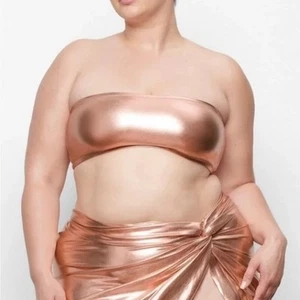 Top bikini a fascia metallica Skims nuovo con etichetta champagne 3X - Foto 1 di 5