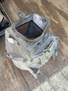 1986.5-97 NISSAN HARDBODY D21 OEM BLOWER MOTOR AND BOX ASSEMBLY #GR94 FREE SHIP - Picture 1 of 5