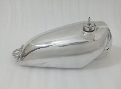 Honda CR125M 1974 Elsinore Replica Aluminium Alloy Petrol Fuel Tank + Cap & Tap - Imagem 1 de 4
