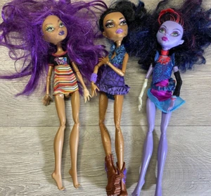 MONSTER HIGH 3 doll lot Clawdeen Wolf, Rebecca steam, Jane Boolittle, Mattel - Picture 1 of 6