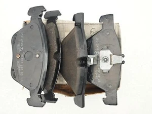 Original Mercedes Bremsbeläge Bremsklötze E SLK CLK S W210 R170 A0024205020 - Bild 1 von 3