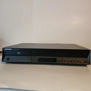 Samsung DVD-V9700 DVD VCR Combo Reproductor 4 Cabezales Hi-Fi Estéreo - Probado Leer Descripción - Imagen 1 de 11