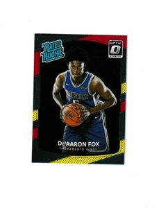 17-18 Optic #196 De'aaron Fox Tri Colored Rated Rookie NM+ Combined Shipping Ava - Bild 1 von 2