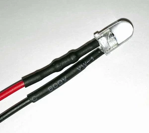 Anschlussfertig verkabelte Flacker LED 5mm weiß. Schweißlicht Flackerlicht Kerze - Bild 1 von 3