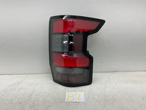 Luz trasera exterior derecha Nissan Frontier 2022 2023 2024 OEM 220-8D04R - Imagen 1 de 12