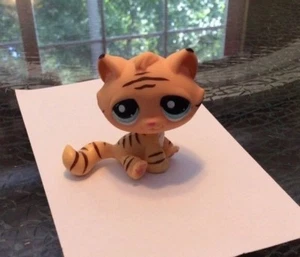 Littlest Pet Shop Tigger#1608 - Picture 1 of 4