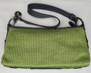 THE SAK Green Crochet Bag Purse w/ Navy Handle & Trim Multiple Inside Pockets - Picture 1 of 8