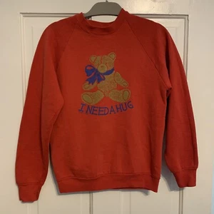 Vintage 80’s Bear Sweatshirt Women’s Small S(?) I Need A Hug Red - Picture 1 of 4