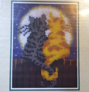 Wonderart Riegel Haken Set #4104 MOONLIGHT MEOW Caron 15x20 Kätzchen Katze Mond - Bild 1 von 4