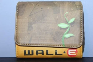 Disney Pixar Wall-E Loungefly Kartenetui Neu mit Etikett - Bild 1 von 2