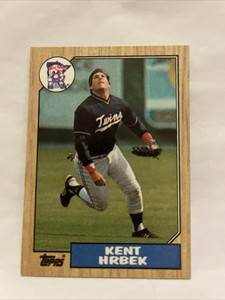 1987 Topps Kent Hrbek card #679 Minnesota Twins Baseball 
