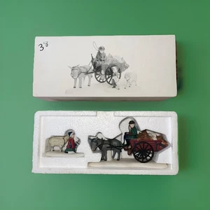 Colección Heritage Village Department 56 - Bringing Fleeces to the Mill #5819-0 - Imagen 1 de 5