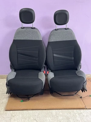 Tappezzeria sedili interni fiat panda 312 3 serie 2012 2025  - Immagine 1 di 4