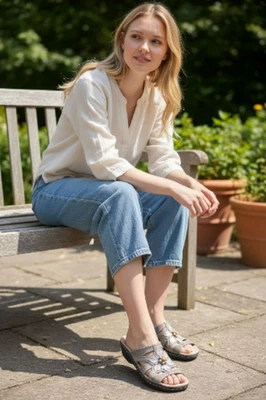 Sandalias Clarks Collection Mujer Talla 7N Gris Suave Cojín Floral Cómodas Toboganes Foto 1 de 4