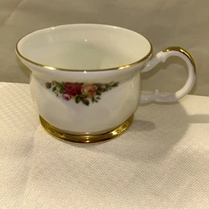 Royal Albert Old Country Roses NUR Stapeltasse - Bild 1 von 7
