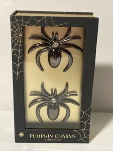 Anthropologie Halloween Black Spiders Pumpkin Pin Charms - New - Picture 1 of 2