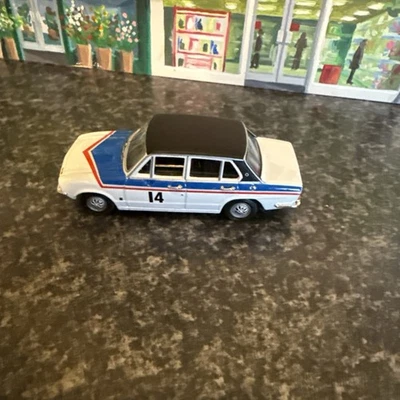 Vanguards 1/43 Scale VA53001 - Triumph Dolomite Sprint #14 Works Rally Car - Image 1 of 4