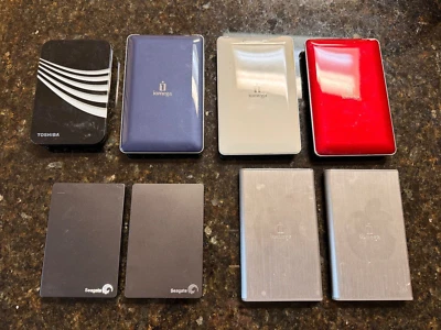 8 External Hard Drives(5) Iomega USB/FIRE 4/8 Various Sizes 2 1TB Seagate, 1 Tos - Image 1 of 4