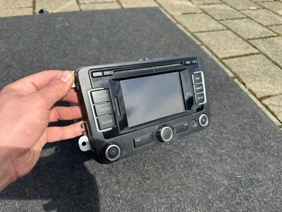 VW Radio NavigationssystemPassat Amarok Caddy Touran Golf Seat Skoda 3C0035279J - Bild 1 von 3