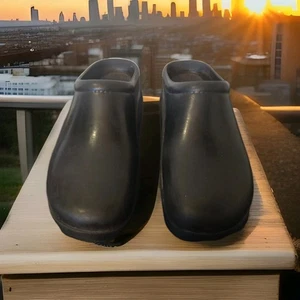 Klogs Unisex schwarz bequem Arbeit Krankenschwester Clogs rutschfeste Schuhe Größe 8 - Bild 1 von 13