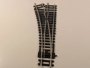 Hornby R8072 Left-Hand Standard Point – OO Gauge - Picture 1 of 3