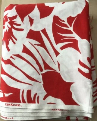 Tela de algodón ligera floral roja y blanca John Kaldor 4 yardas X 44" tropical Foto 1 de 2
