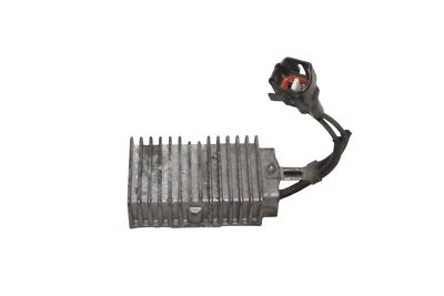 LEXUS LS F4 23080-38010 Fuel Pump Control Unit 5.00 26290392 - Immagine 1 di 4