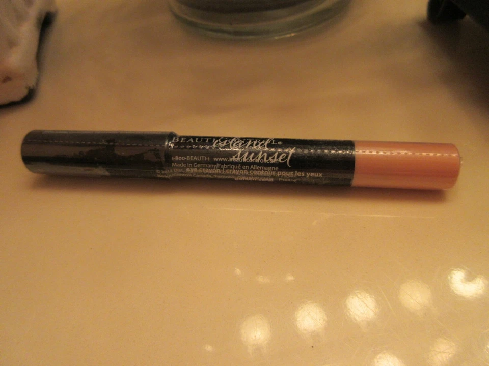 BeautiControl Island Sunset Eye Crayon-Golden Sand! Full Size - Image 1 of 1