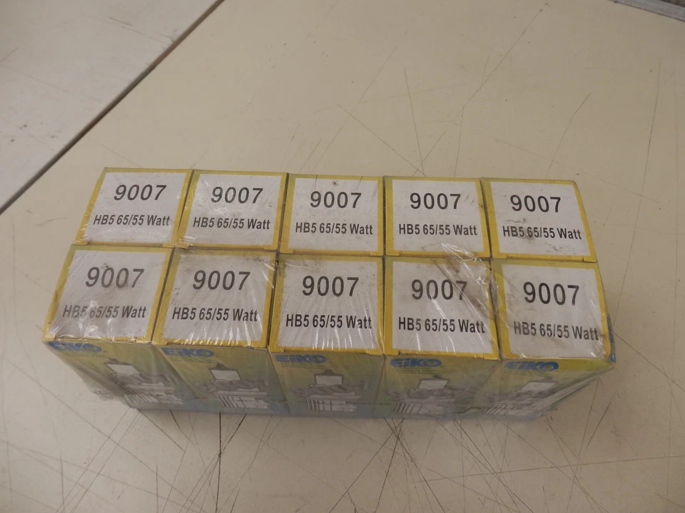 Lote de 10 Bombillas Halógenas de Repuesto para Faros Eiko 9007 12.8V HB5 65/55W Foto 1 de 4