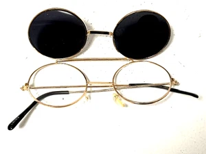 Clásico Vintage Años 60 Estilo Retro Redondo Abatible Gafas de Sol Marco Dorado Lente Oscura - Imagen 1 de 7