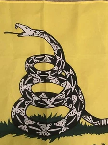 3x5ft Dont Tread On Me Gadsden Flag Outdoor Yellow Rattle Snake Read Description - Picture 1 of 3