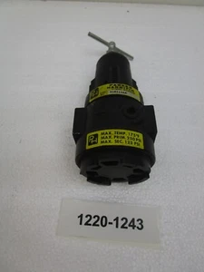 Parker 06R113AAA Max 250 PSI In MAX 125 PSI Out Pneumatic Regulator 1/4" NPT - Picture 1 of 6