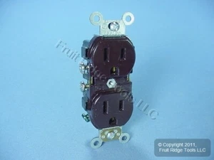 Leviton Brown COMMERCIAL Outlet SMOOTH FACE Duplex Receptacle 15A CR015 - Picture 1 of 4