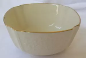 LENOX WHITE & GOLD SMALL SQUARE FLORAL BOWL - Picture 1 of 7