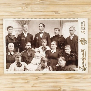 Dassel Minnesota Family Cabinet Card c1895 Named Men Women Group Photo Art C3075 - Picture 1 of 2