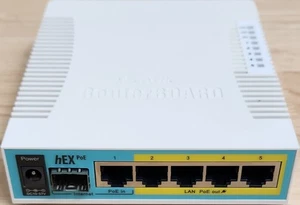 MikroTik RouterBoard Hex Poe 5-portowy router Gigabit Ethernet - RB960PGS - Zdjęcie 1 z 15