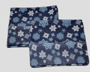 Set Of 2 Denim Blue Flannel Pillowcases W/white Snowflakes 20 X 32 Queen - Picture 1 of 4
