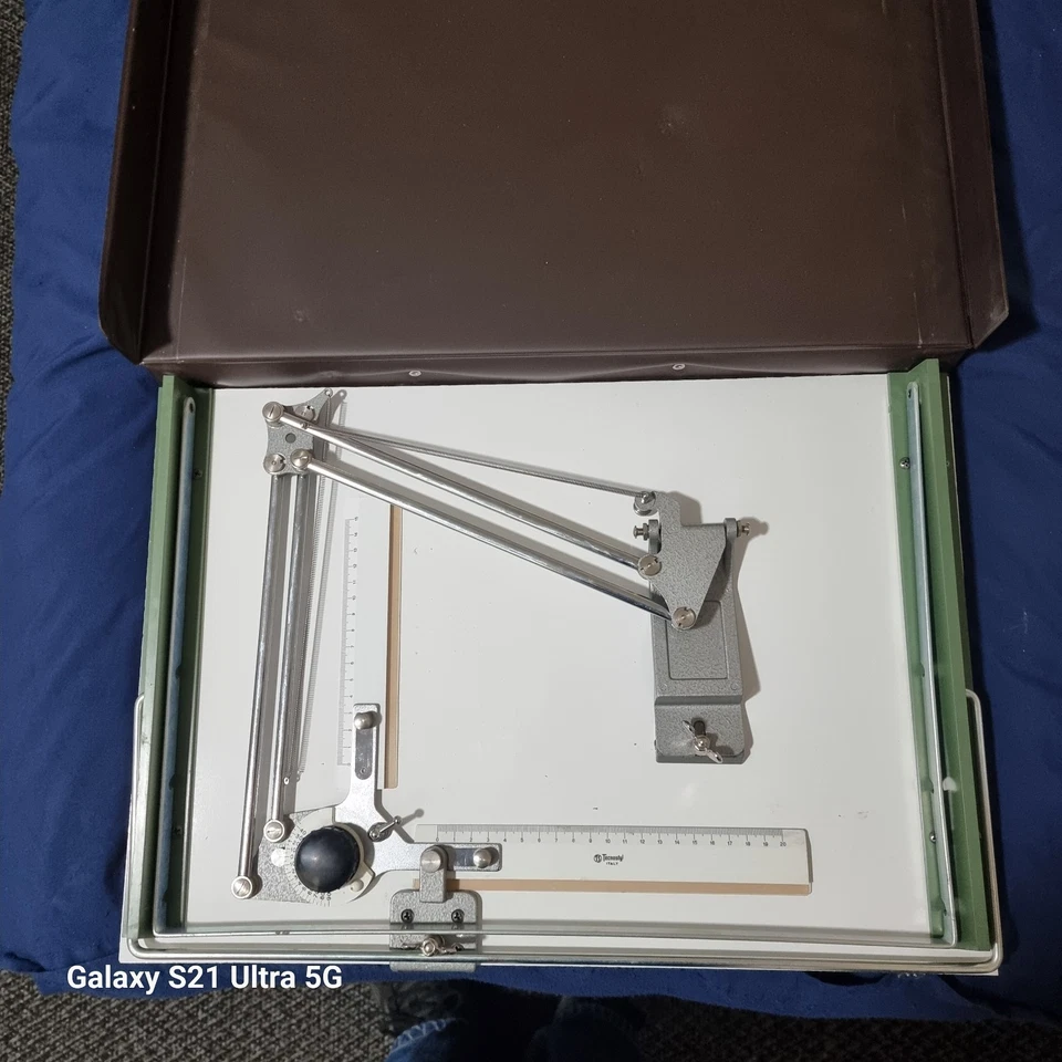 Vintage Technostyle 624 Draftsmans Drawing Board - Image 1 of 1