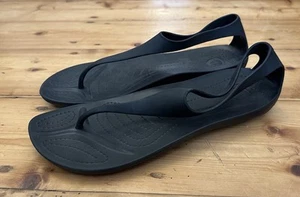 Crocs Damen Slipper Ballerina Badeschuhe Gr. 42 W10 schwarz, Top Zustand! - Bild 1 von 5