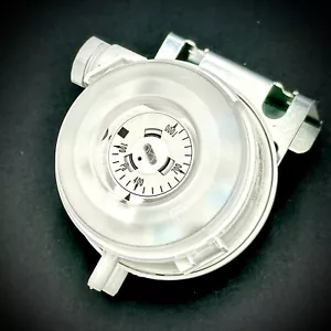 Huba Control 604.9210000 6049210000 Differential Pressure Switch 100 1000Pa - Picture 1 of 12