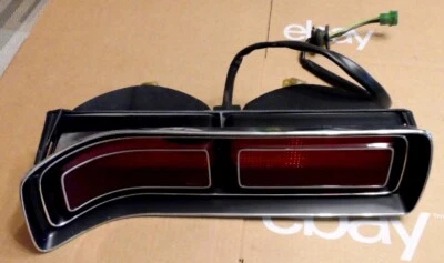 Nuevo de Lote Antiguo 1972 1973 Lincoln Mark IV LH Luz de Freno Conjunto Faro Trasero D3LY-13405A Foto 1 de 4