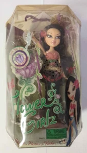 Bratz Flower Girlz Nora Doll - Picture 1 of 10