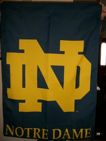 NOTRE DAME 28" X 40" FLAG/BANNER NEW Cover