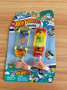 NEW Hot Wheels SKATE Finger Skateboards 2 M.U.S.C.L.E. Sk8 & Virtually Cool - Picture 1 of 5