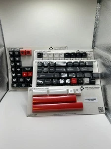 Persona 5 Drop SA Metaverse Keycap Set - Picture 1 of 5