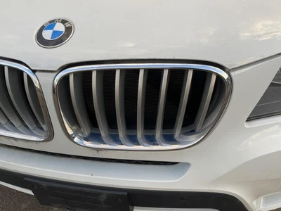 Used Left Upper Grille fits: 2013 Bmw X3 upper bumper mounted chrome surround Le - Изображение 1 из 4