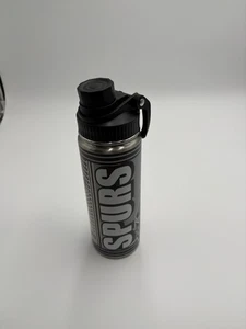 San Antonio Sporen 21 Unzen Edelstahl Twist Top Thermoskanne EUC nie benutzt - Bild 1 von 7